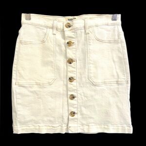 Kensie Jeans White Denim Skirt | Size 4 / 27 | Vintage Luxe Button Front